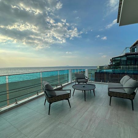 Stunning Beachfront View Luxurious Apartment 40 Haat Jomtien Eksteriør bilde