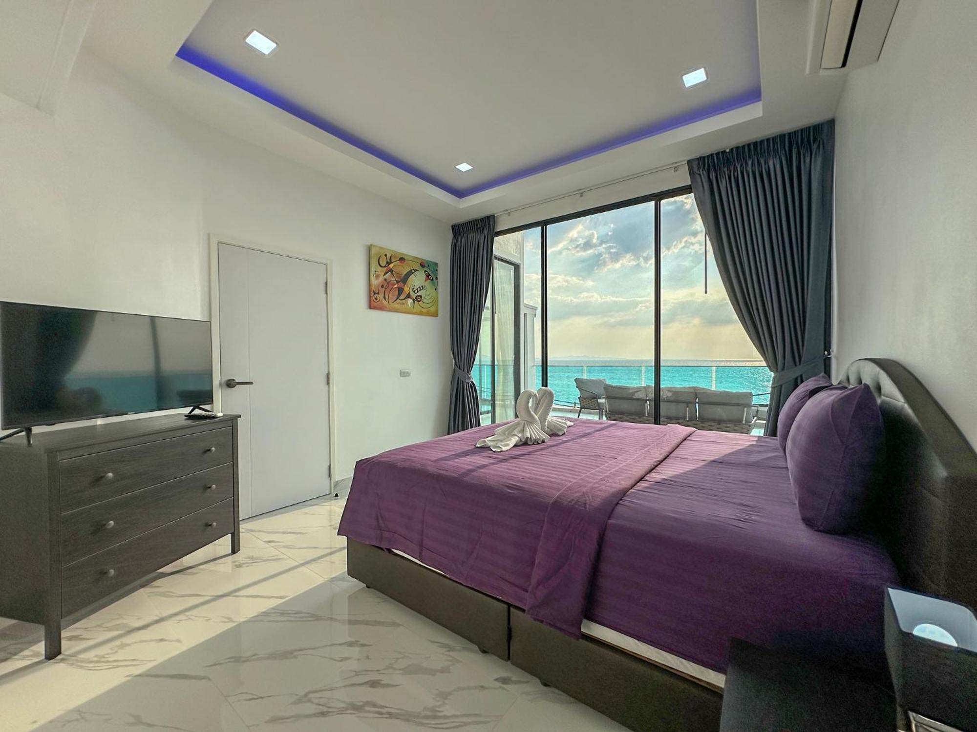 Stunning Beachfront View Luxurious Apartment 40 Haat Jomtien Eksteriør bilde