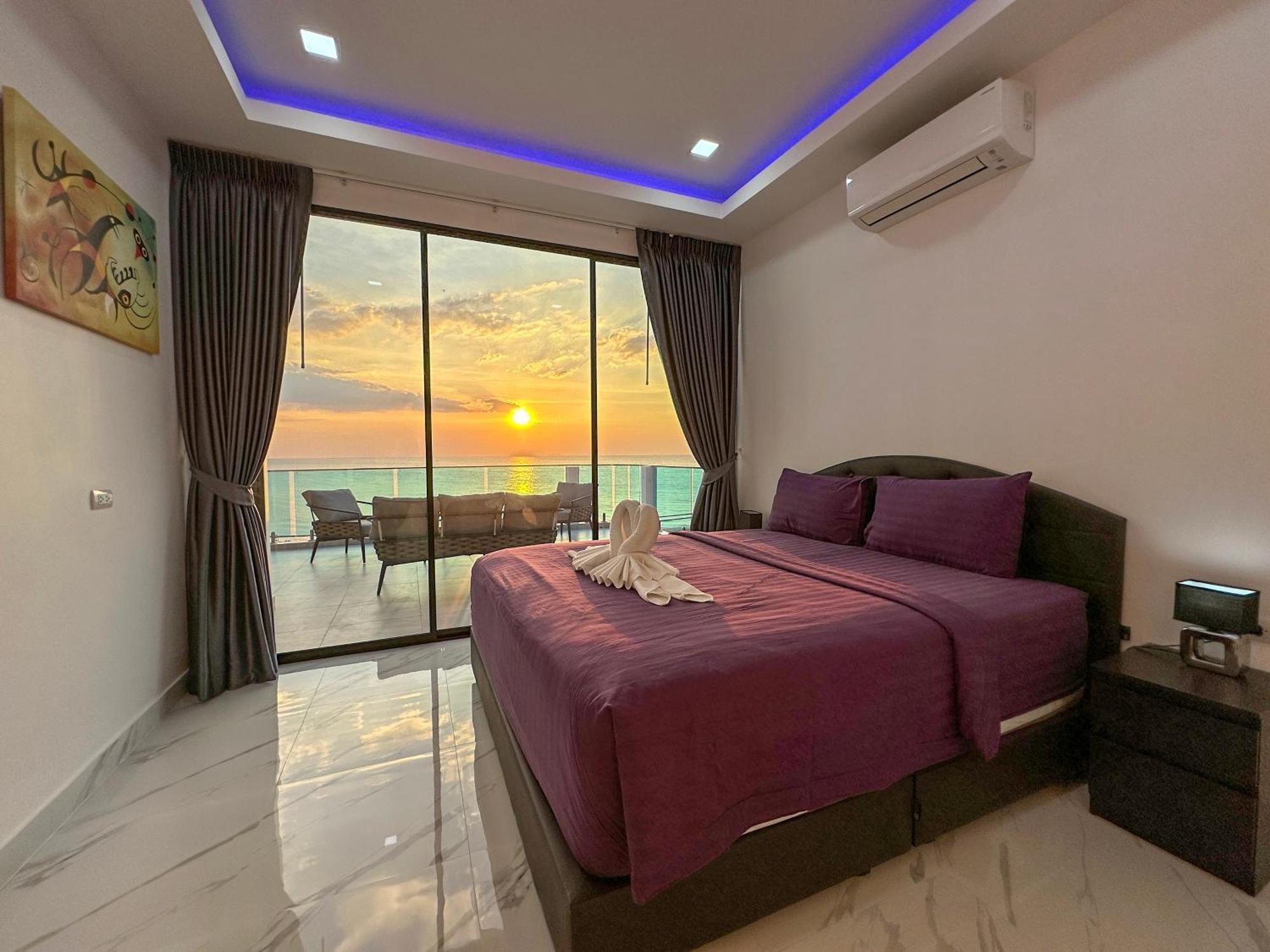 Stunning Beachfront View Luxurious Apartment 40 Haat Jomtien Eksteriør bilde